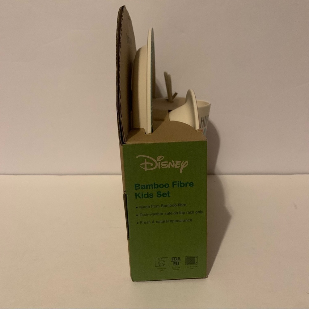 NWT. DISNEY Mickey & Minnie Mouse 5PC Bamboo Fibre Set - Picture 6 of 6
